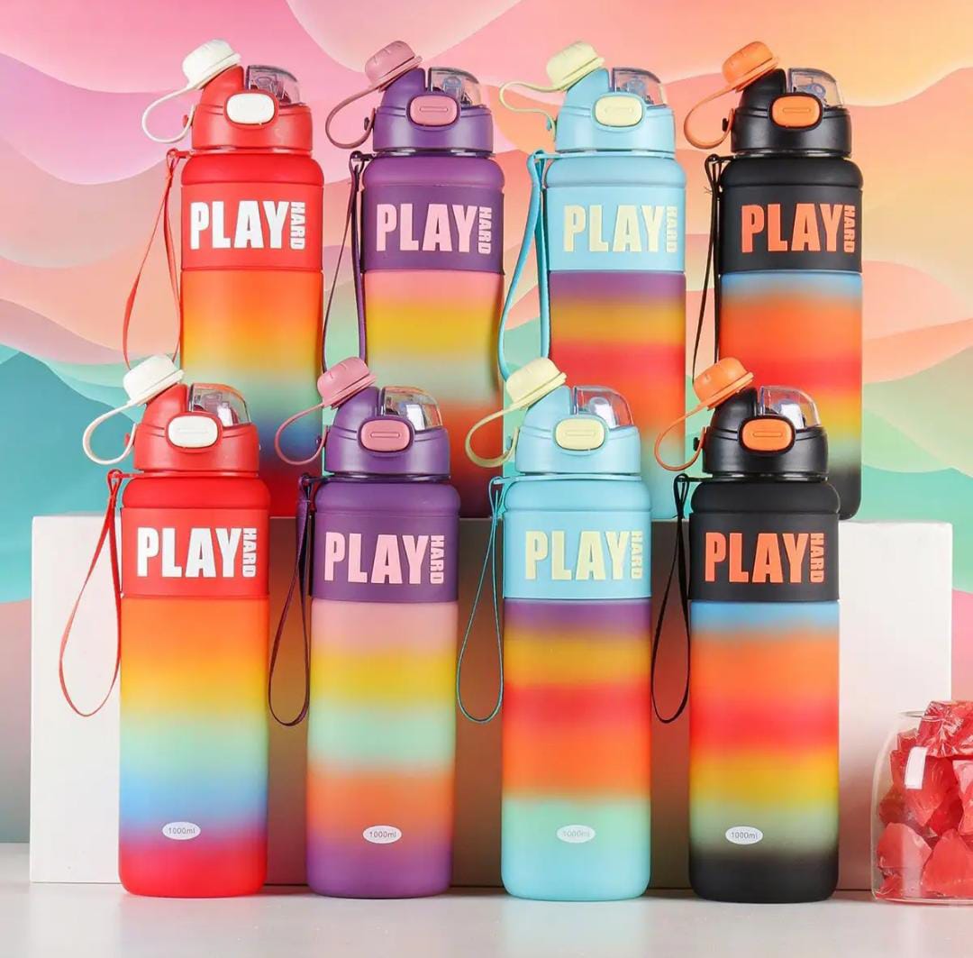 800ml Hello cute plastic water bottle with straw options Stylish shape
